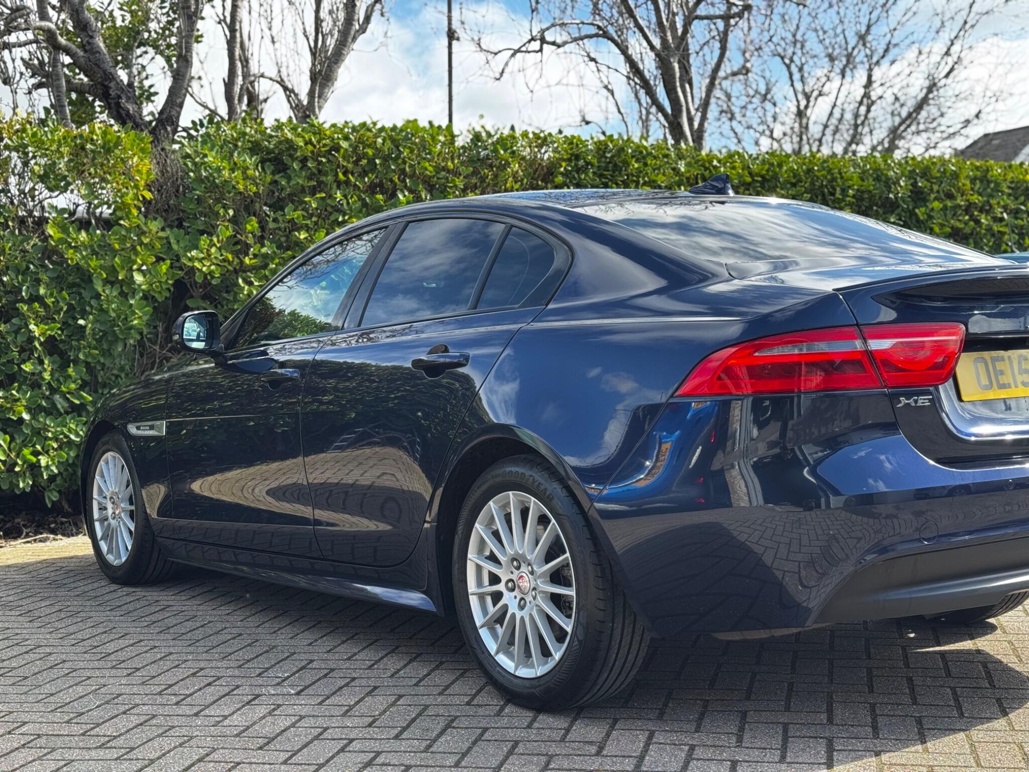 Jaguar XE