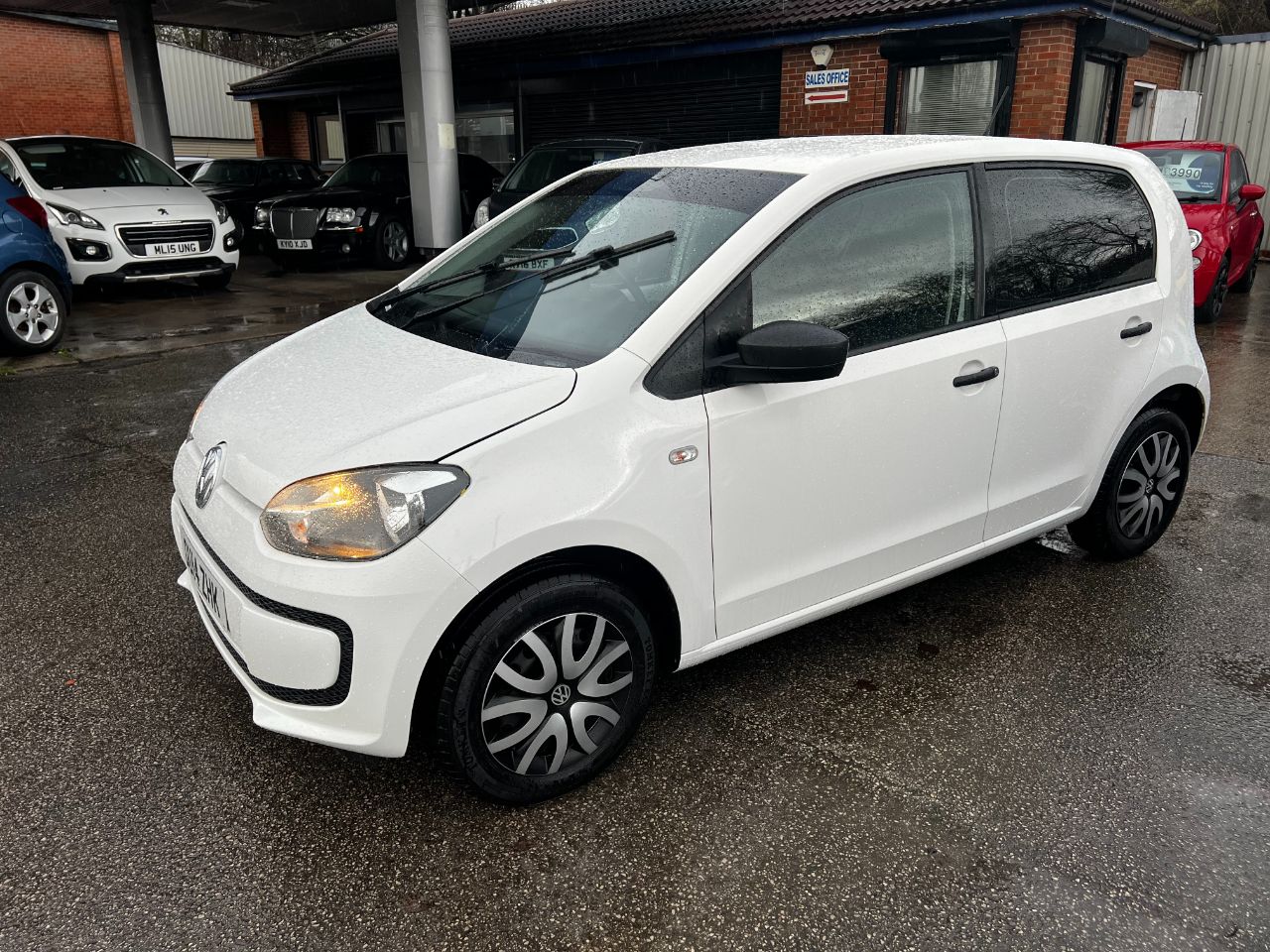 Volkswagen Up