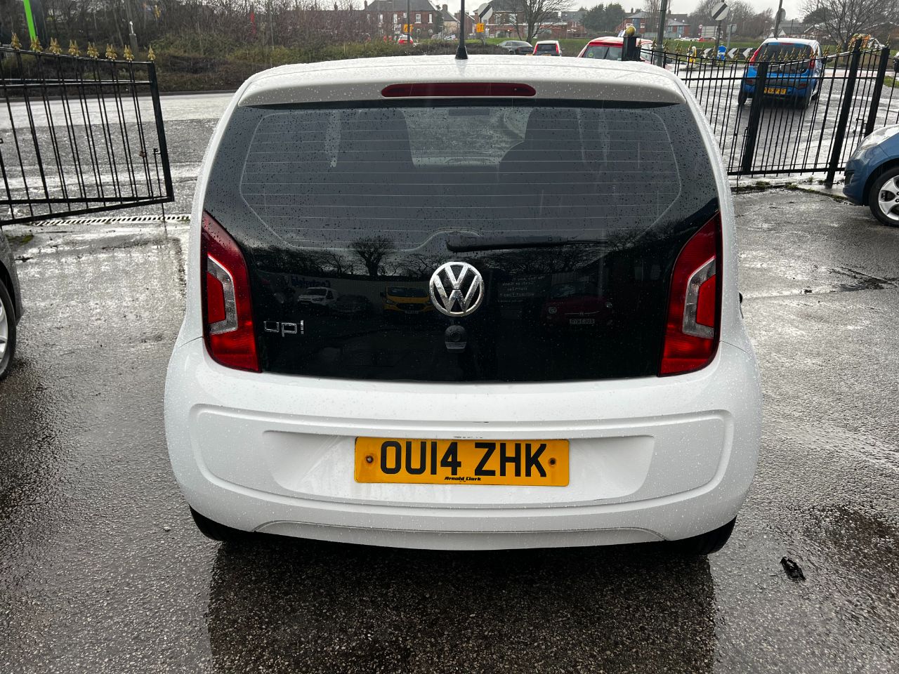 Volkswagen Up