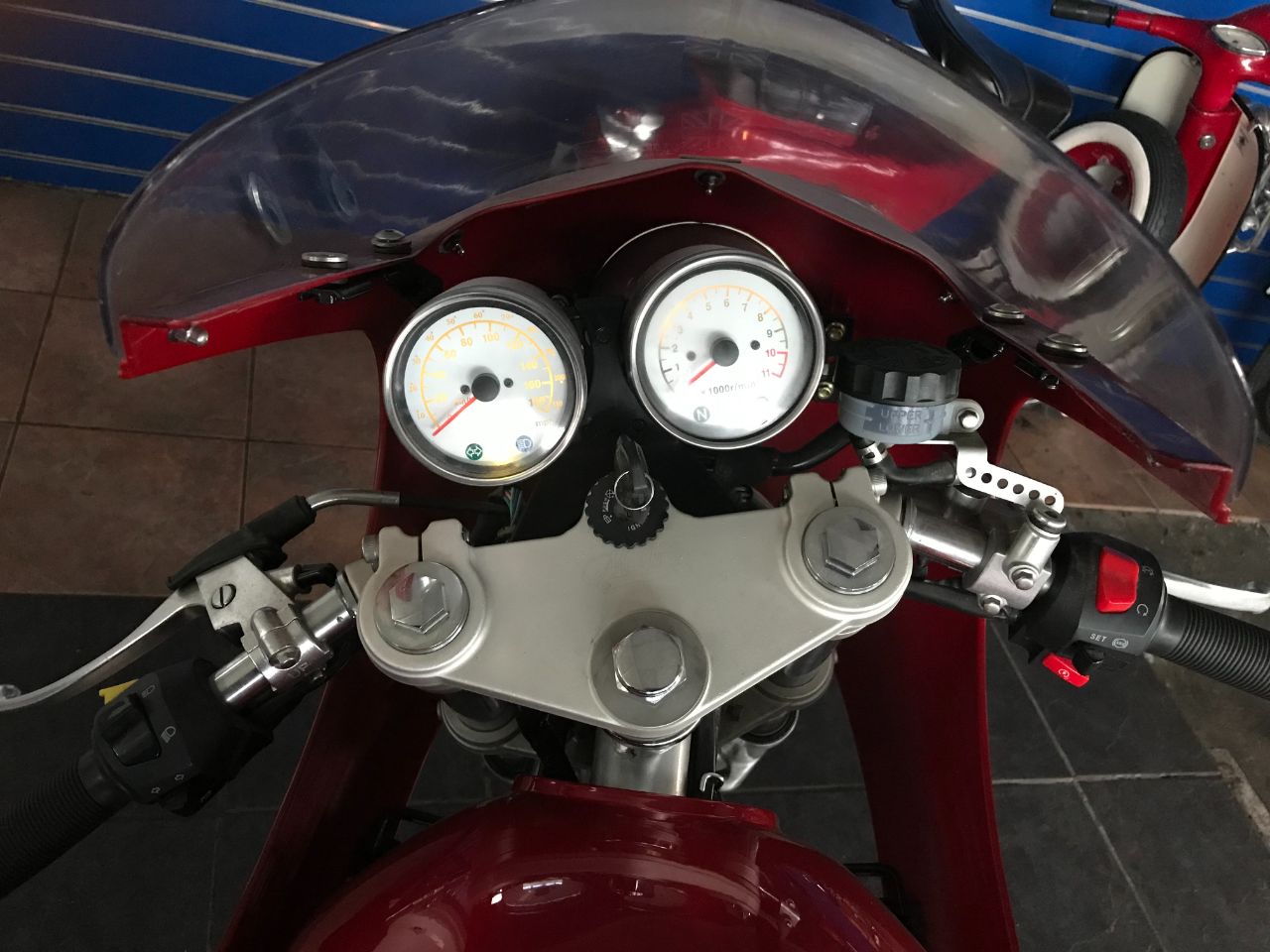 Mash Tt 40 Cafe Racer