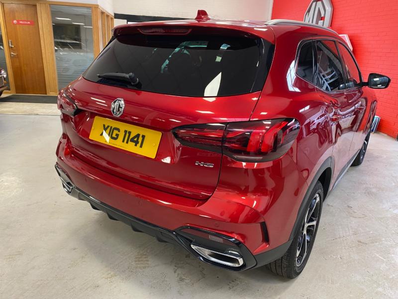 MG Motor UK HS