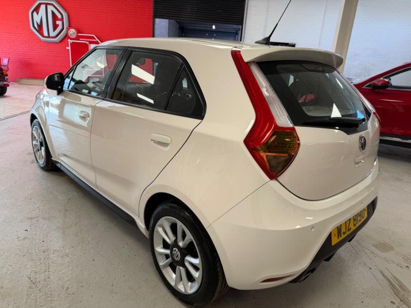 MG Motor UK MG3