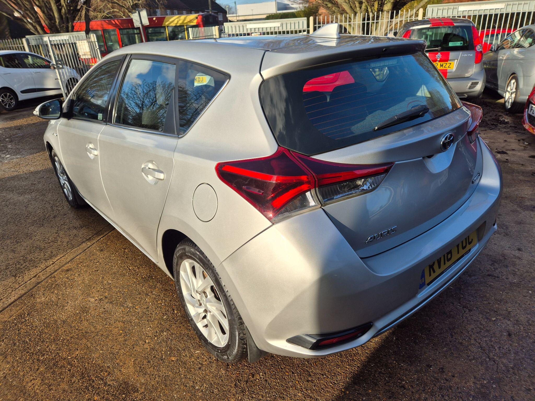 Toyota Auris