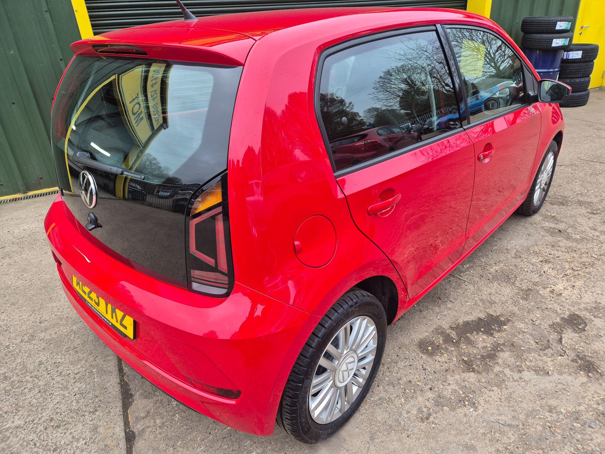 Volkswagen Up