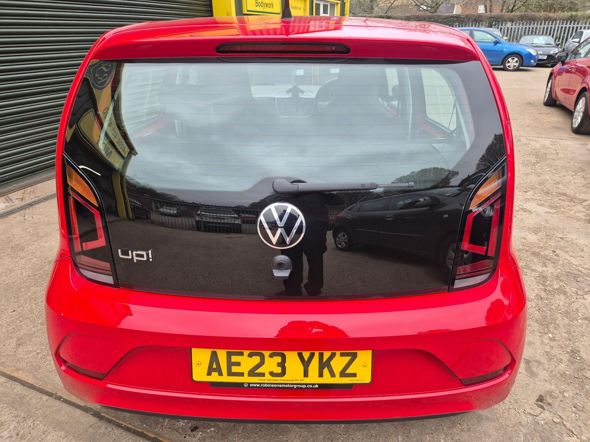 Volkswagen Up