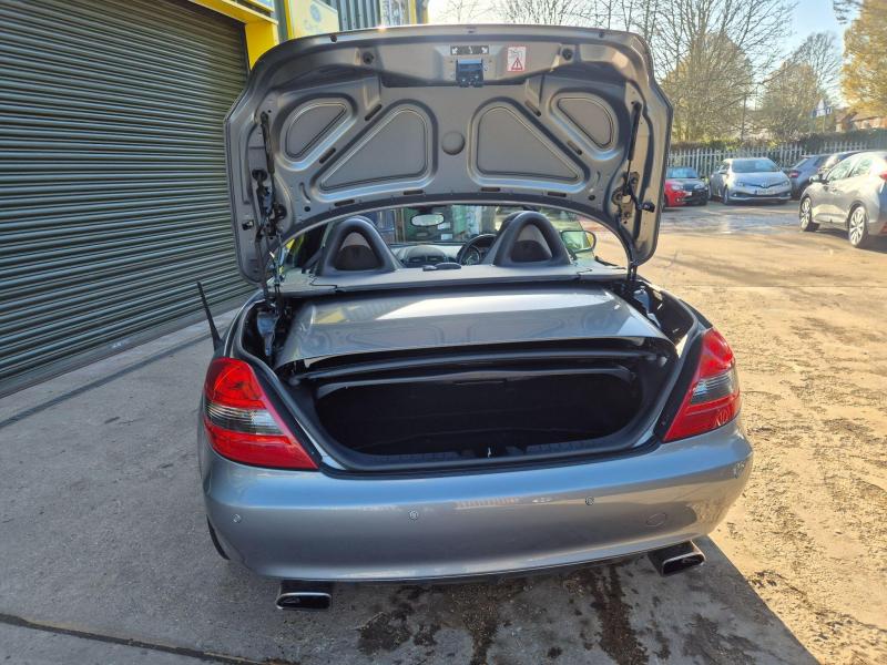 Mercedes-Benz SLK