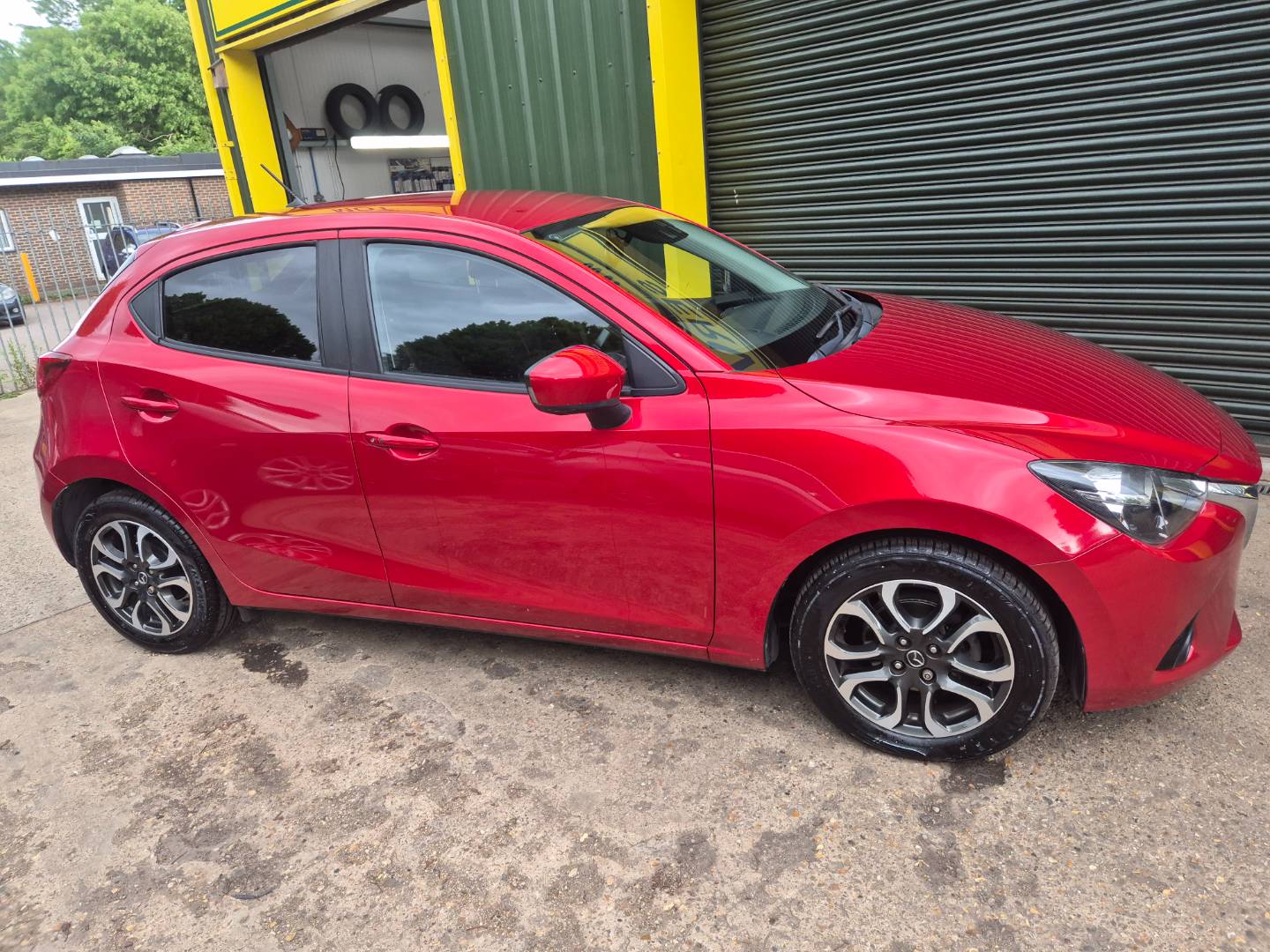 Mazda Mazda2
