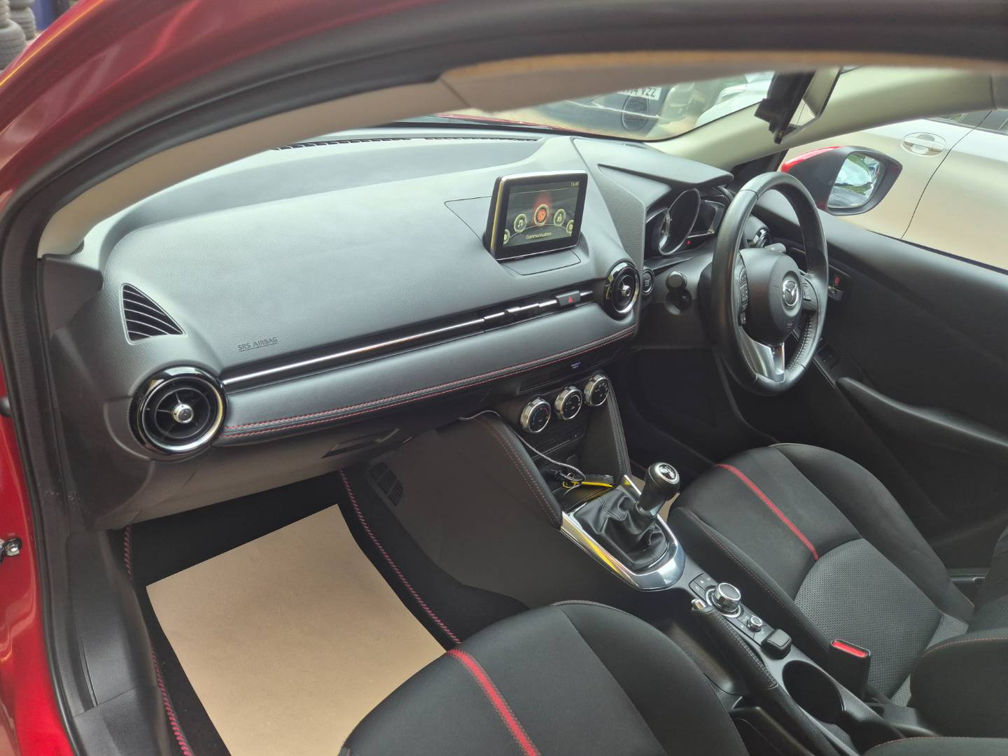 Mazda Mazda2