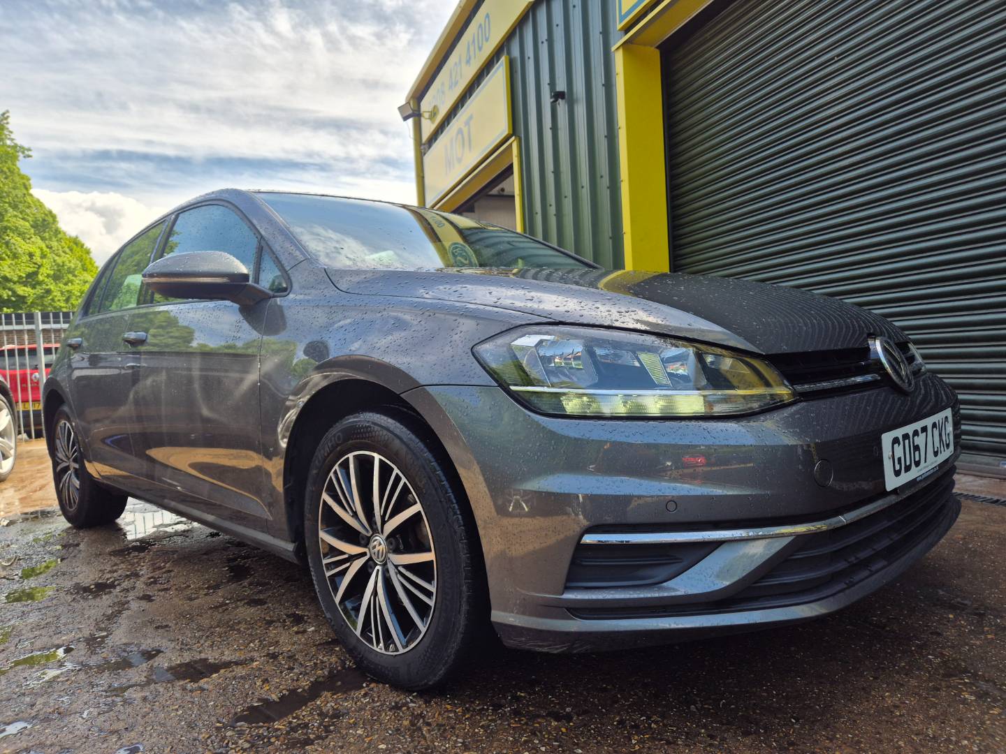 Volkswagen Golf
