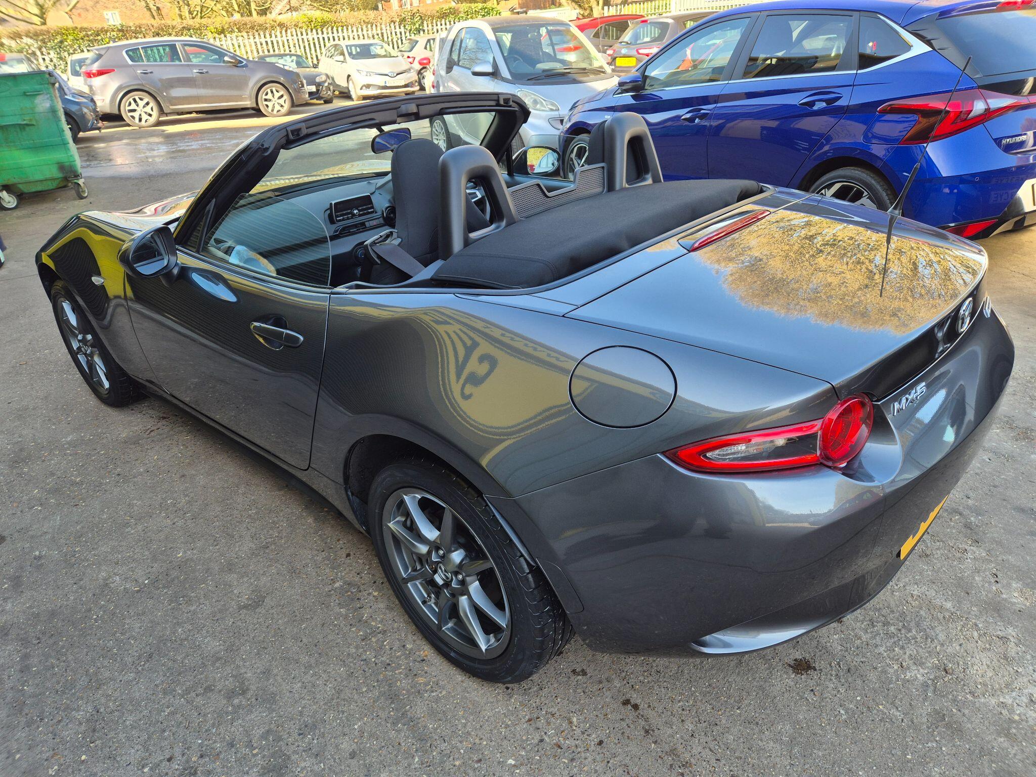 Mazda MX-5