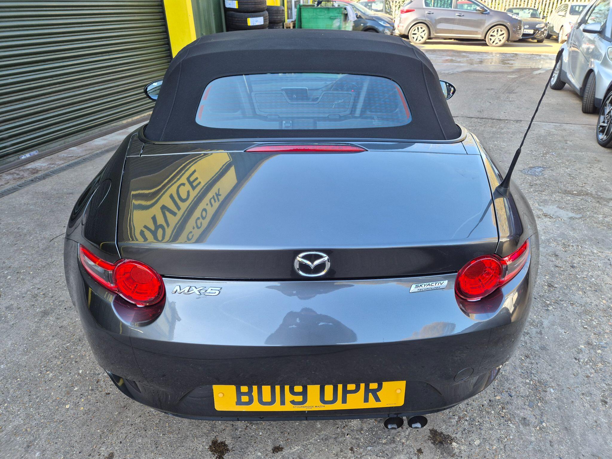 Mazda MX-5