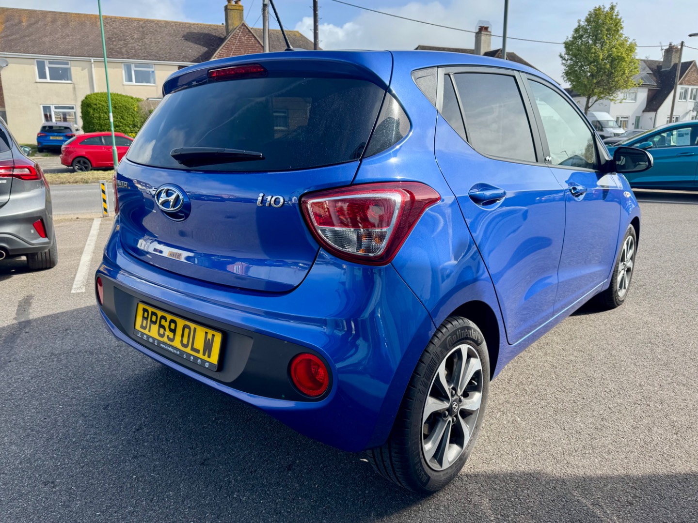 Hyundai i10