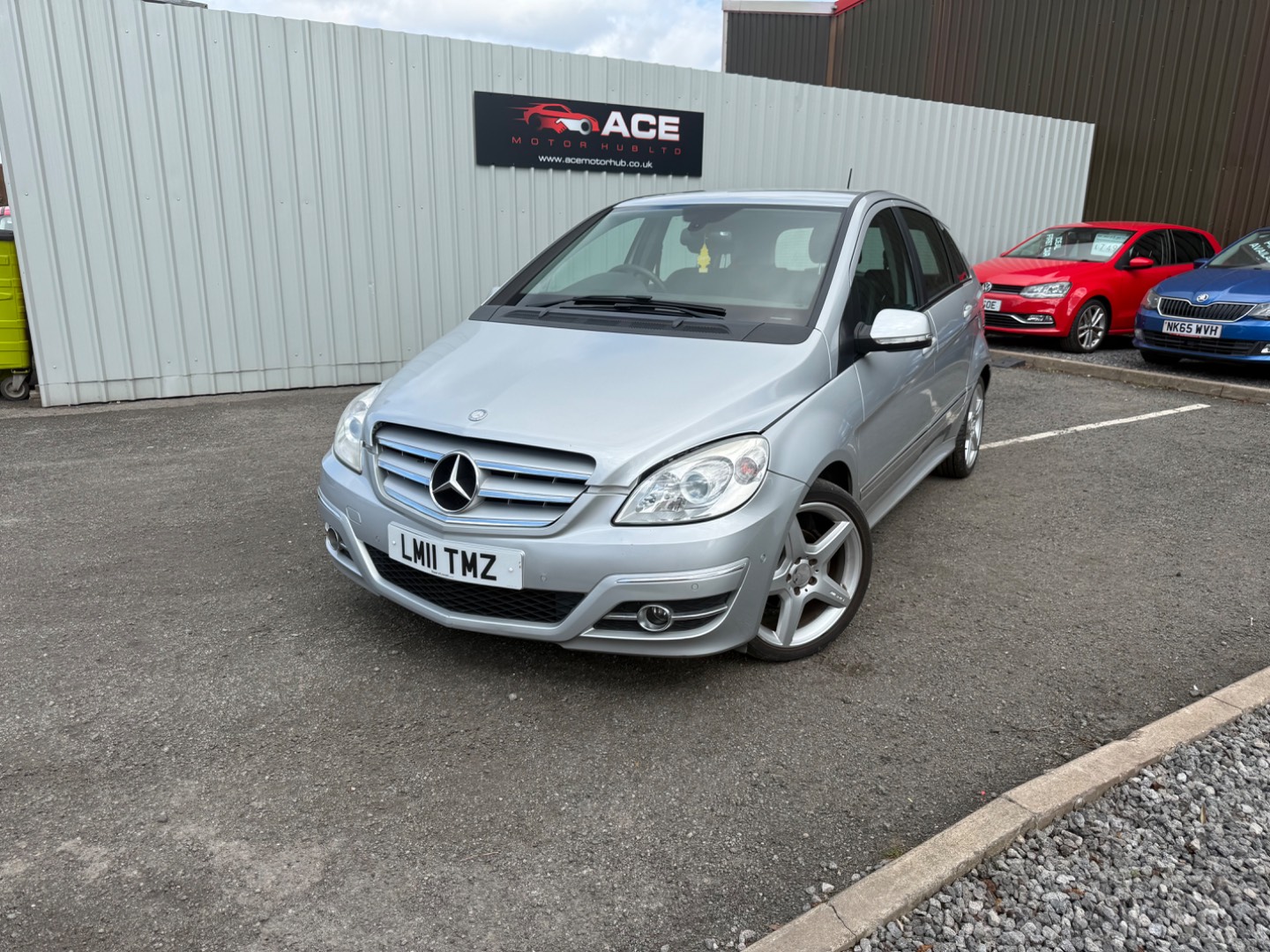 Mercedes-Benz B Class