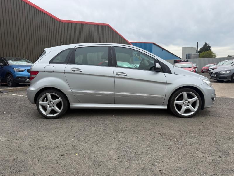 Mercedes-Benz B Class