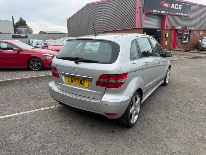 Mercedes-Benz B Class