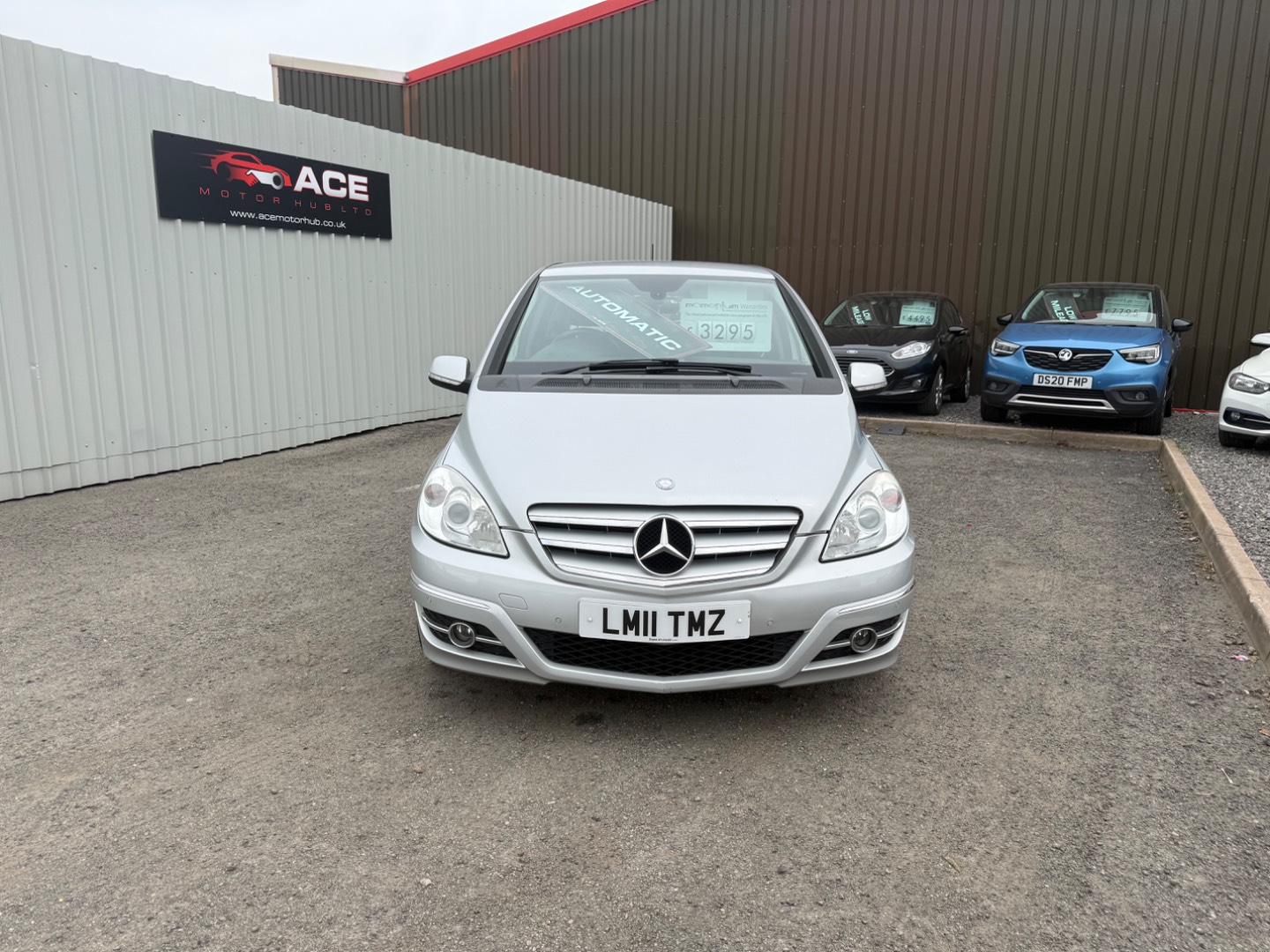 Mercedes-Benz B Class