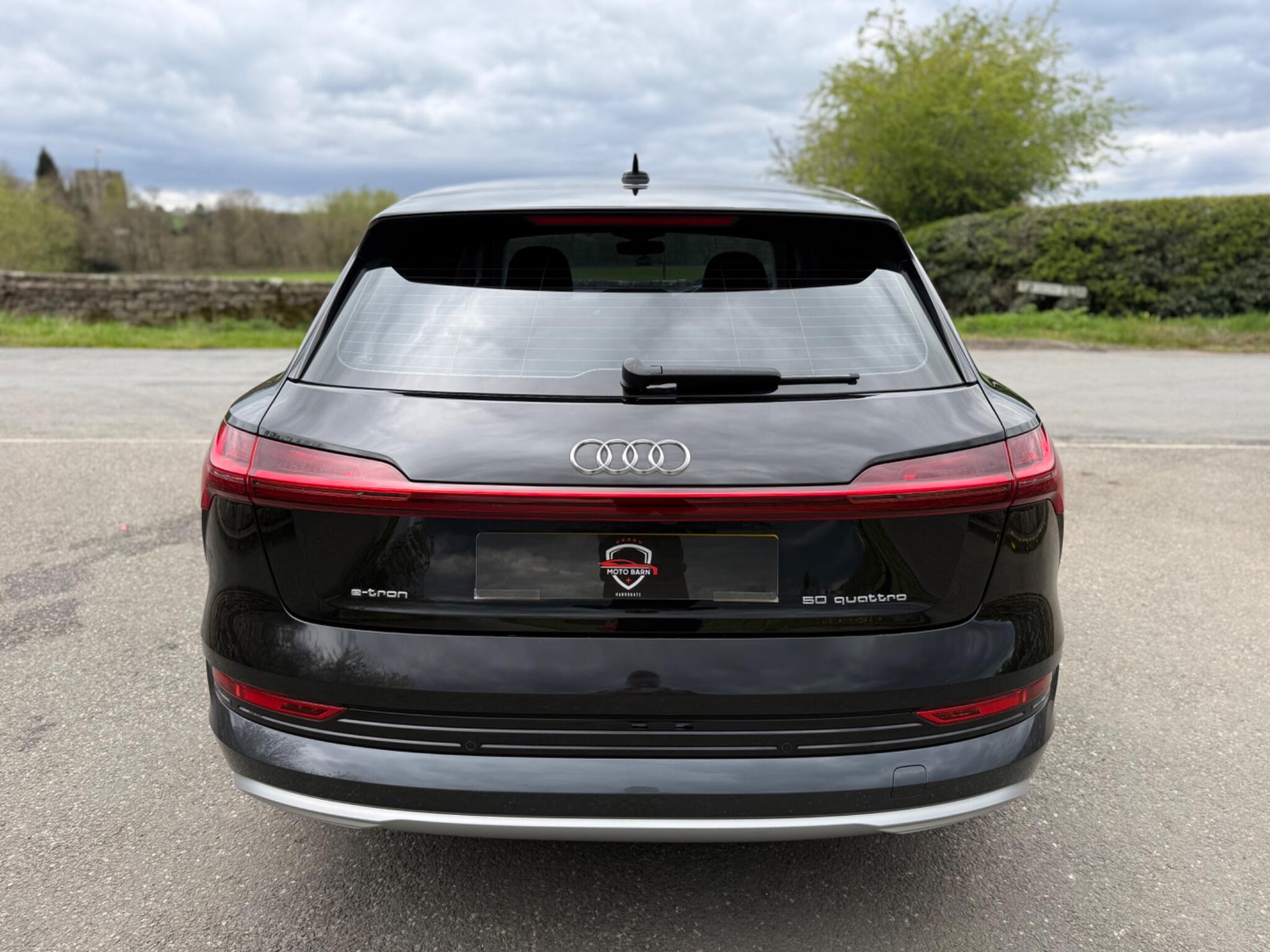 Audi E-tron