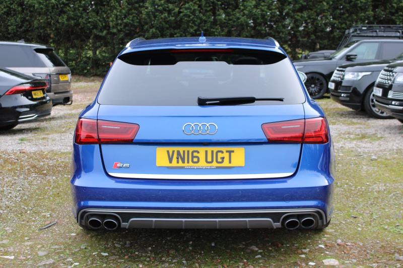 Audi S6 Avant