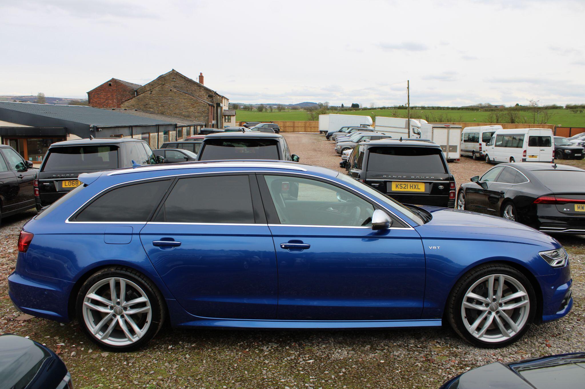 Audi S6 Avant