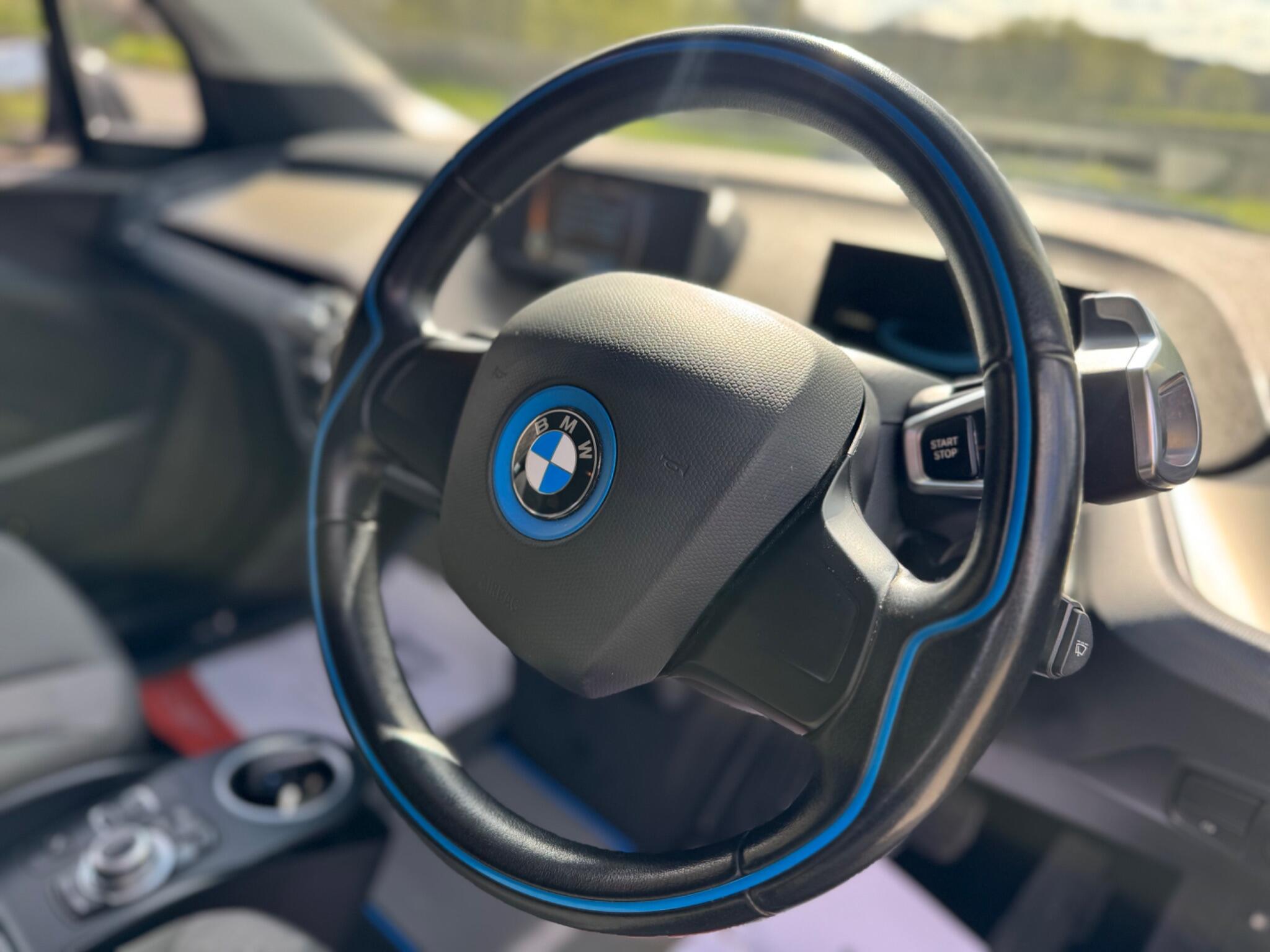 BMW I3
