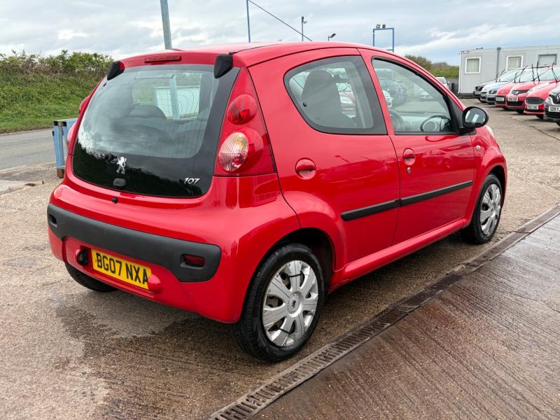 Peugeot 107