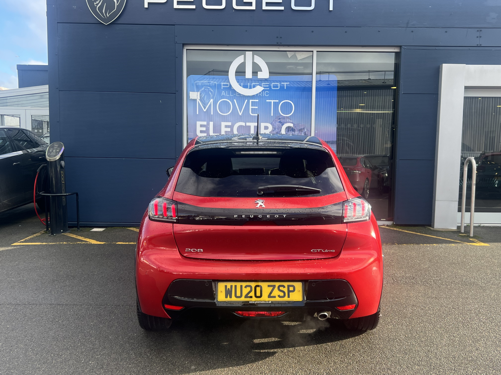 Peugeot 208
