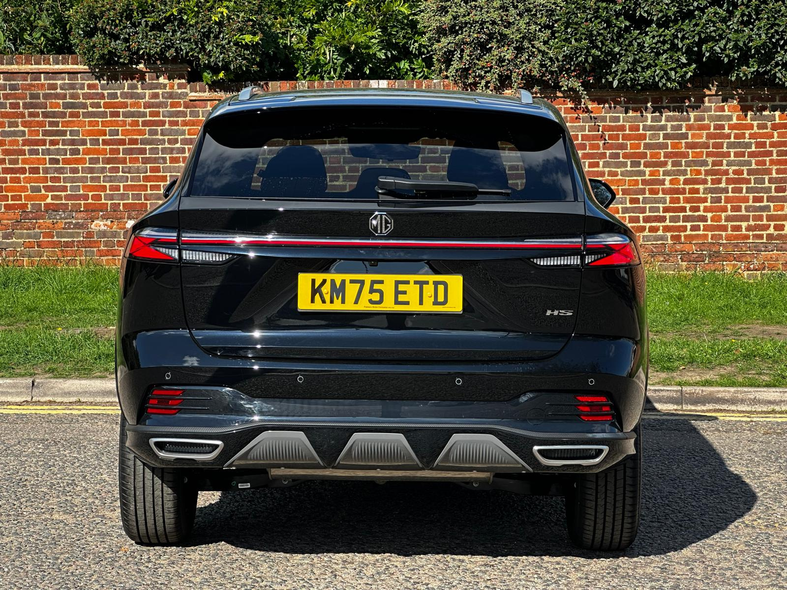 MG Motor UK HS
