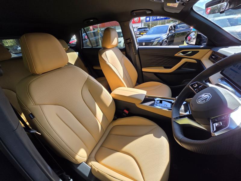 MG Motor UK HS