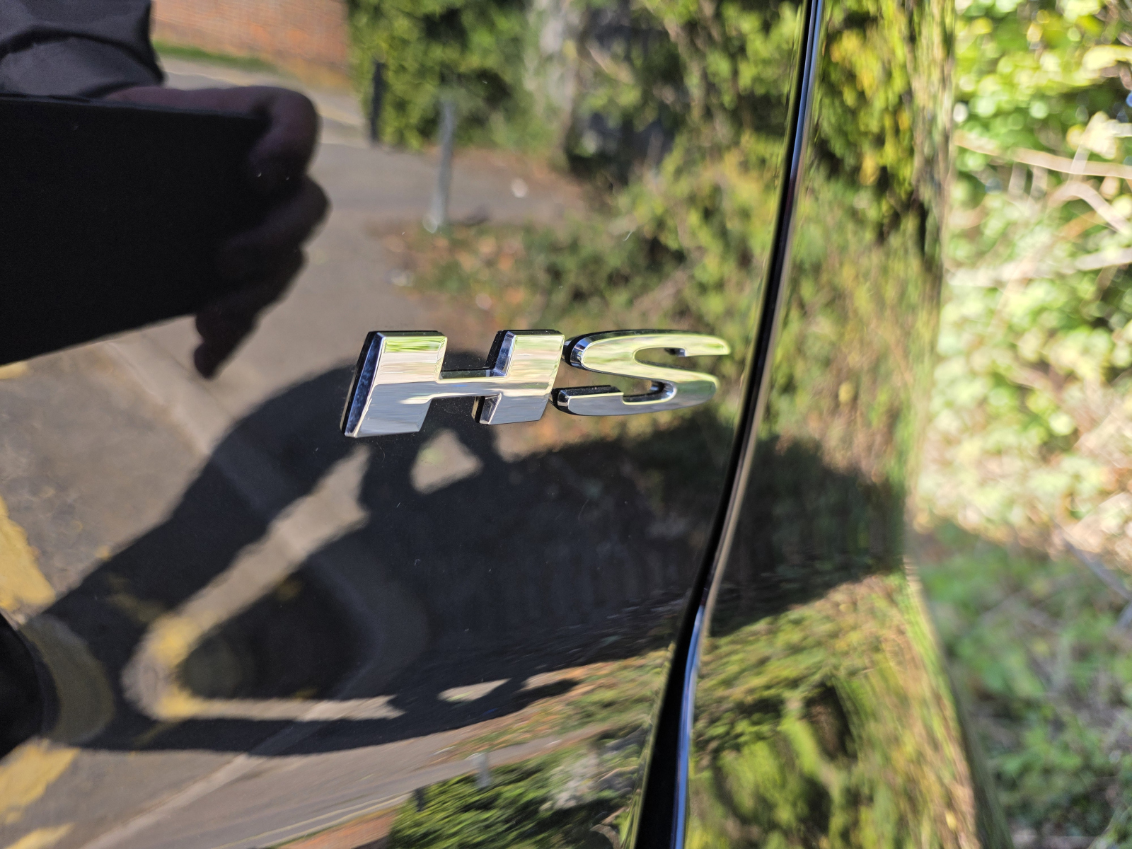 MG Motor UK HS