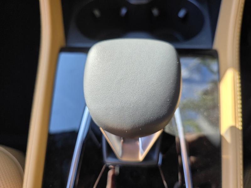 MG Motor UK HS