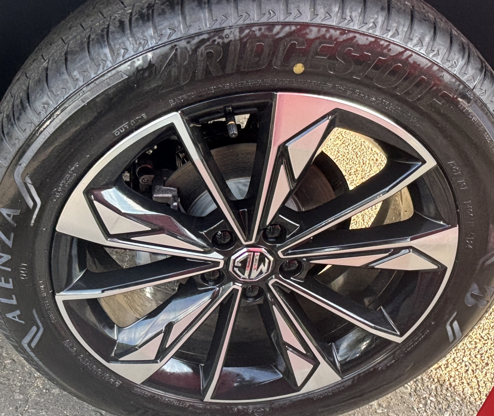 MG Motor UK HS