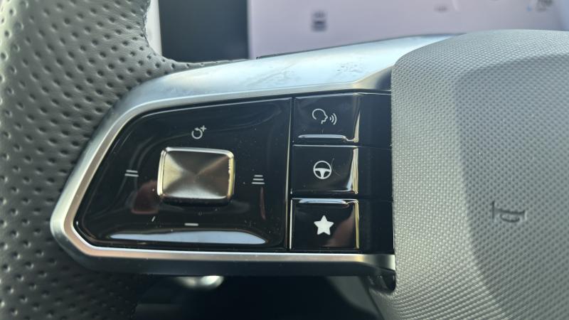 MG Motor UK HS