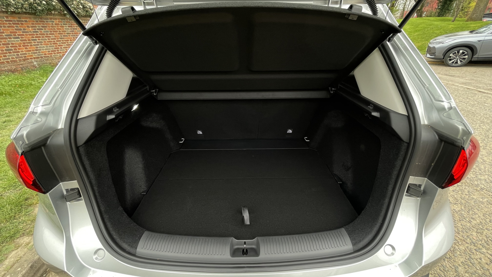 MG Motor UK ZS