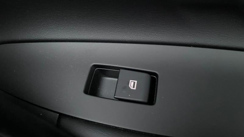 MG Motor UK HS