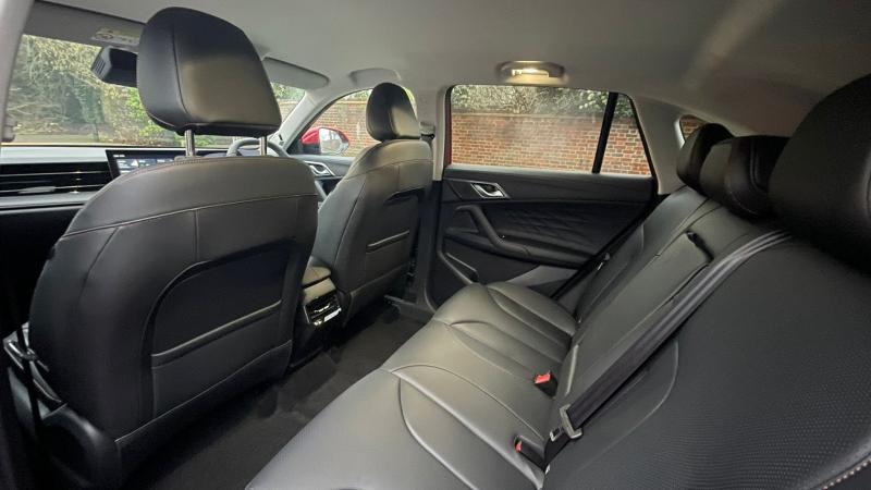 MG Motor UK HS