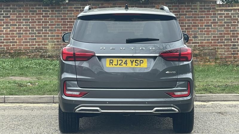 KGM Rexton