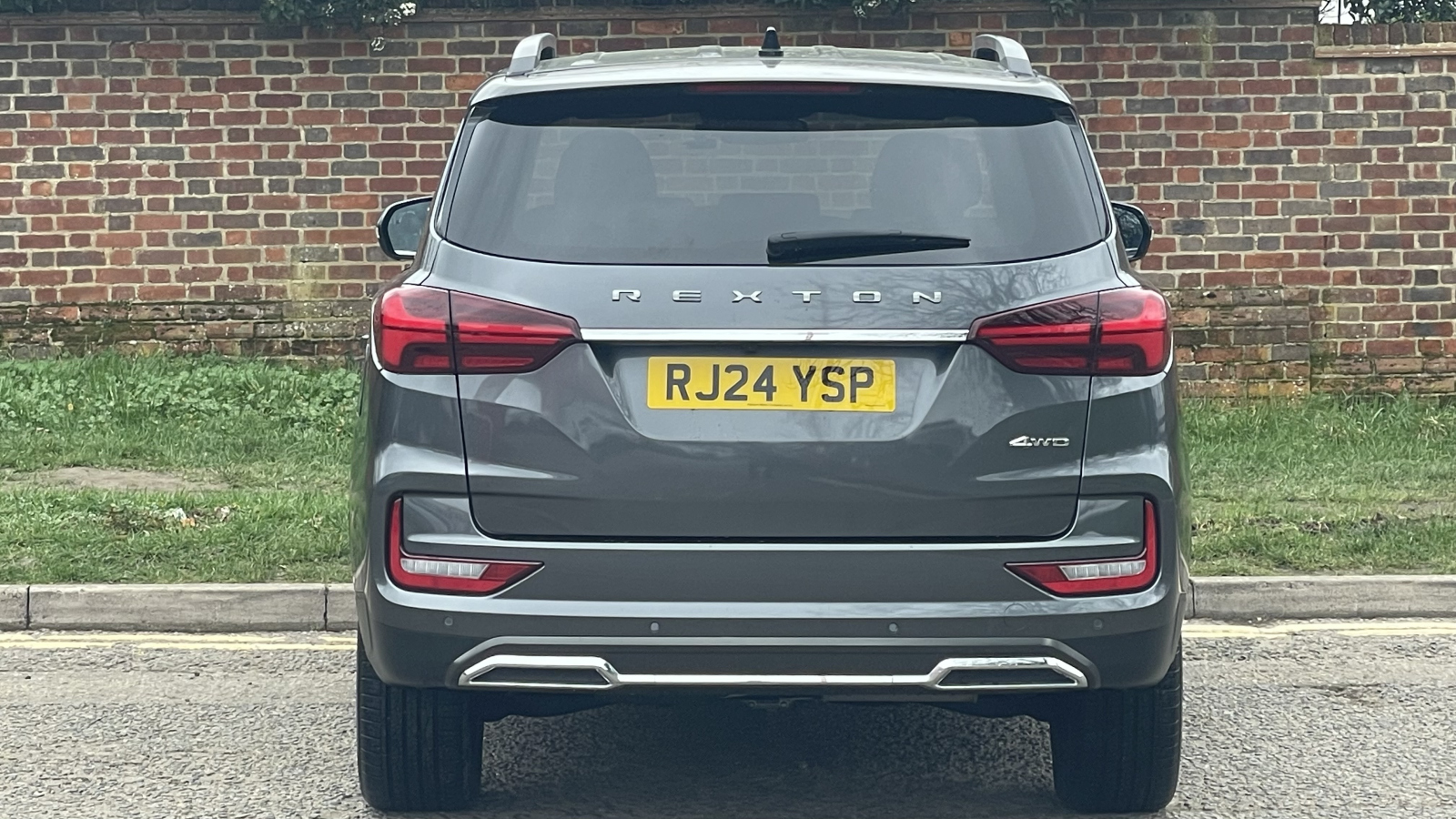 KGM Rexton
