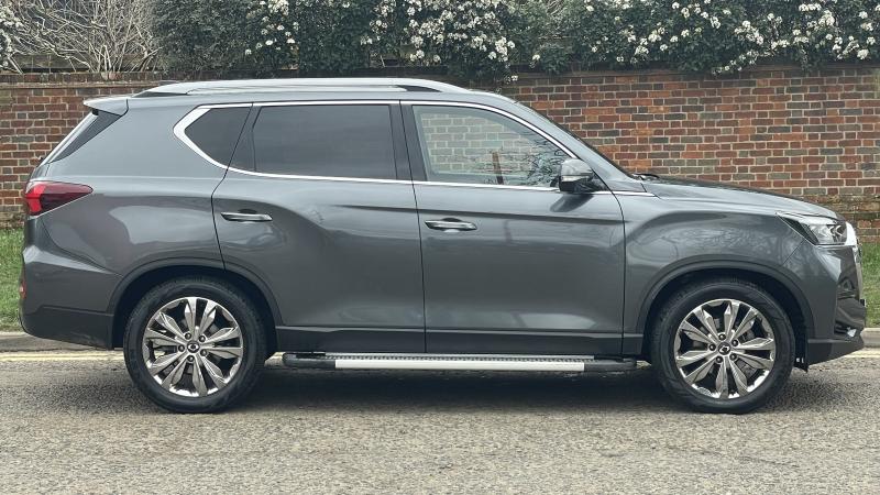 KGM Rexton