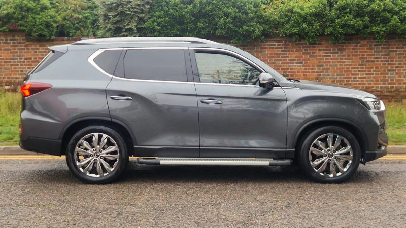 KGM Rexton