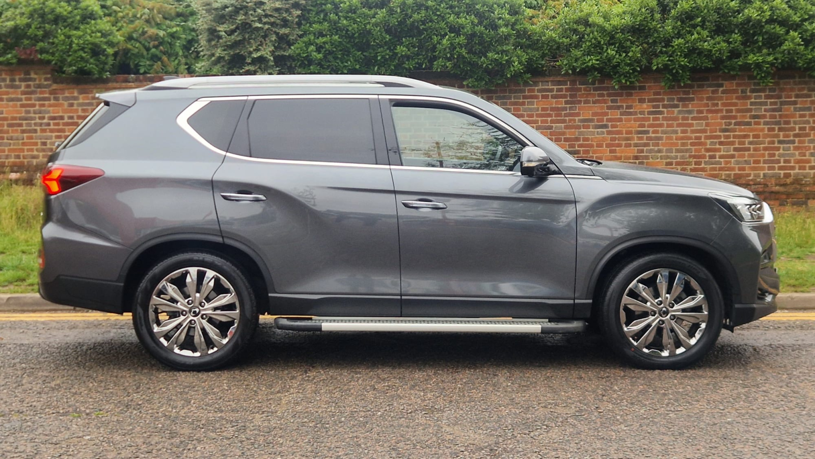 KGM Rexton