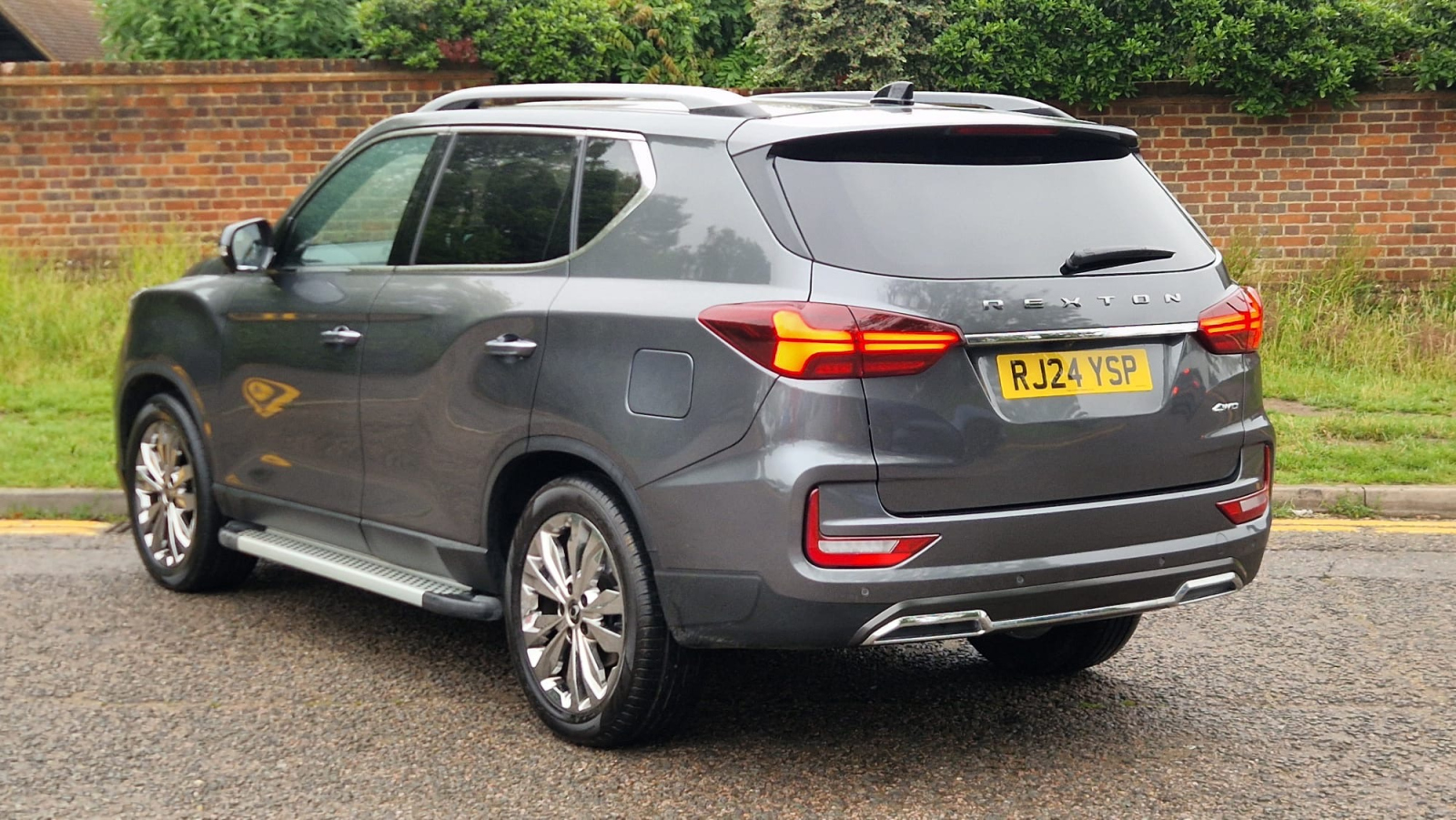 KGM Rexton