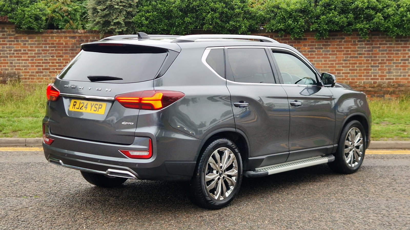 KGM Rexton
