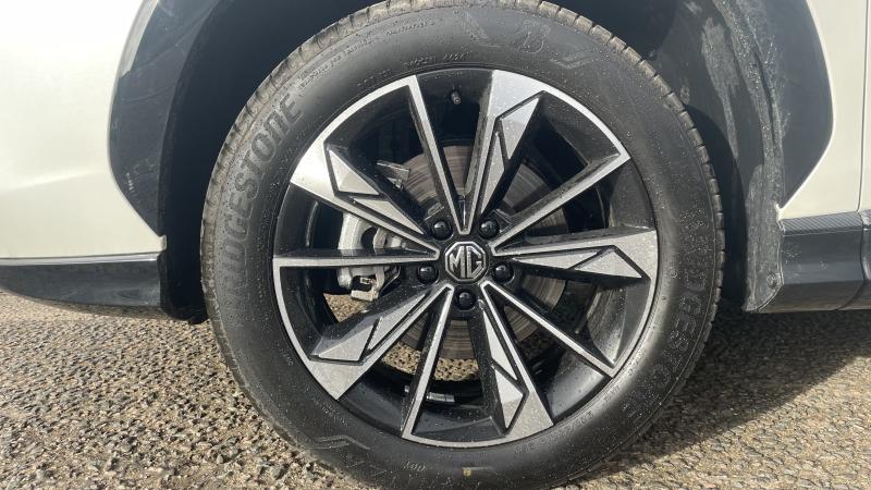 MG Motor UK HS