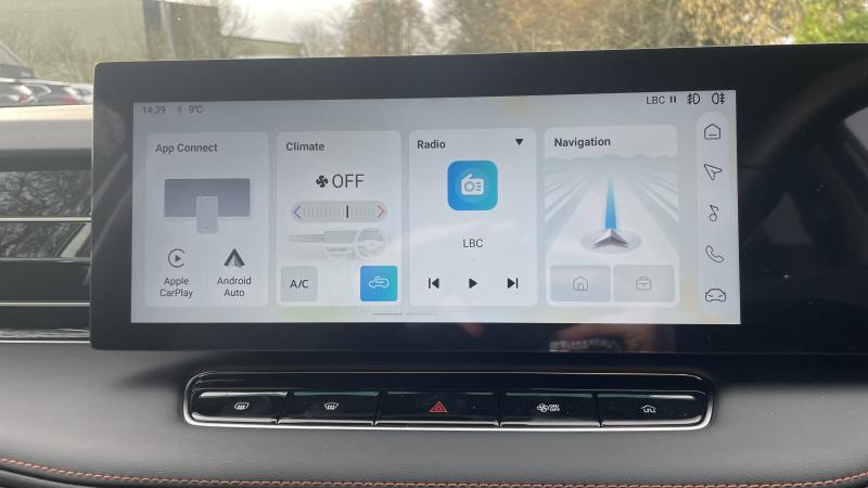 MG Motor UK HS