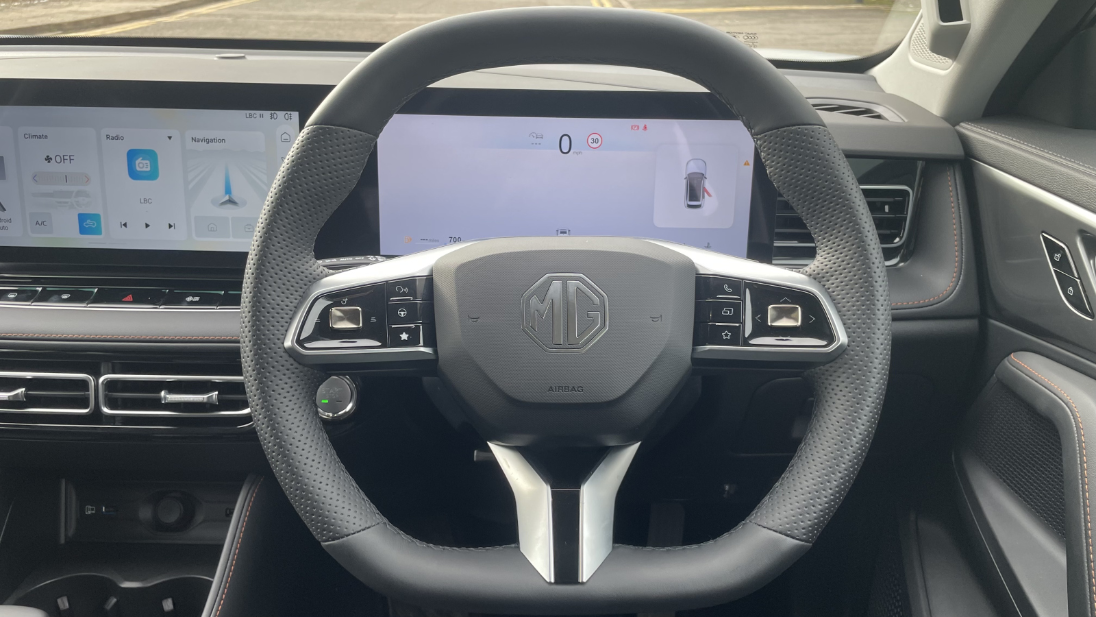 MG Motor UK HS