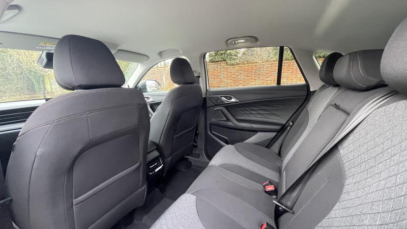 MG Motor UK HS