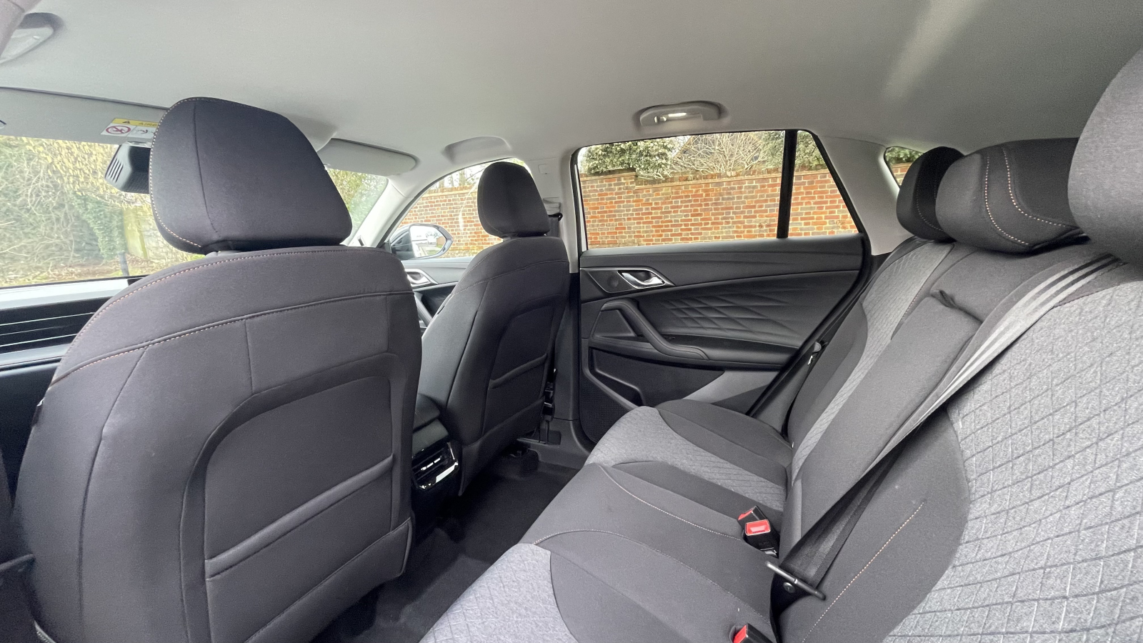 MG Motor UK HS
