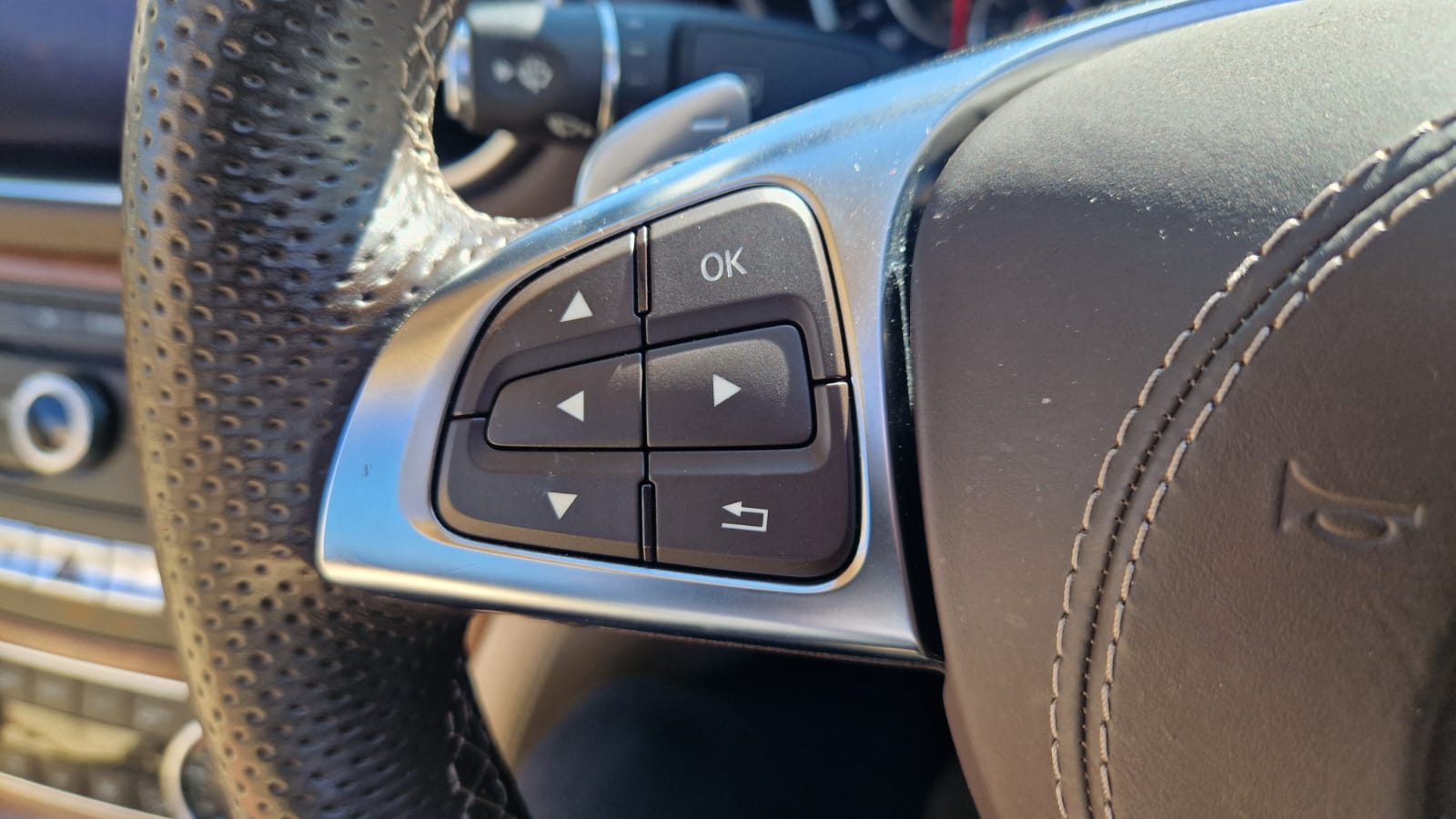 Mercedes-Benz SL Class