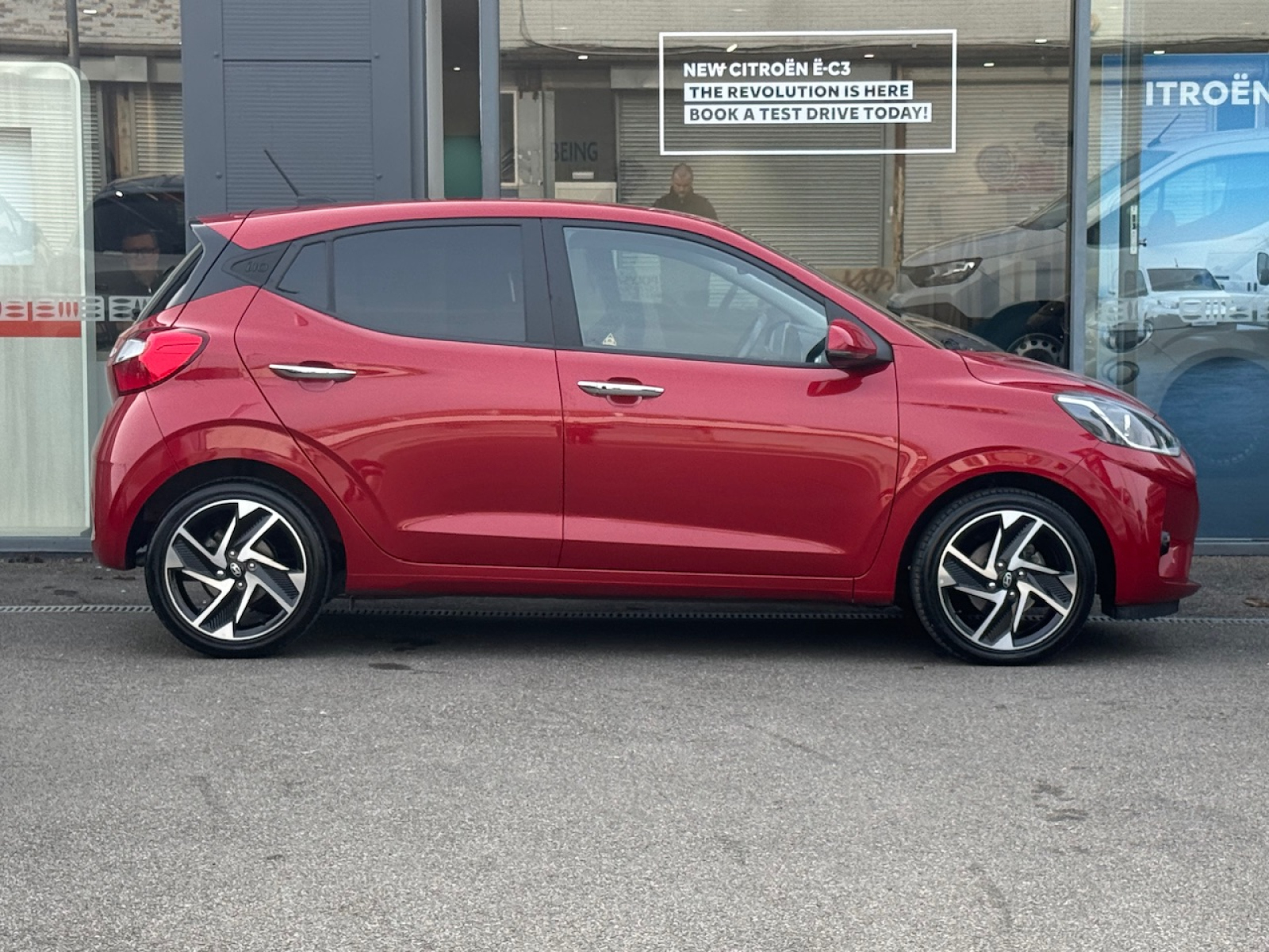 Hyundai i10