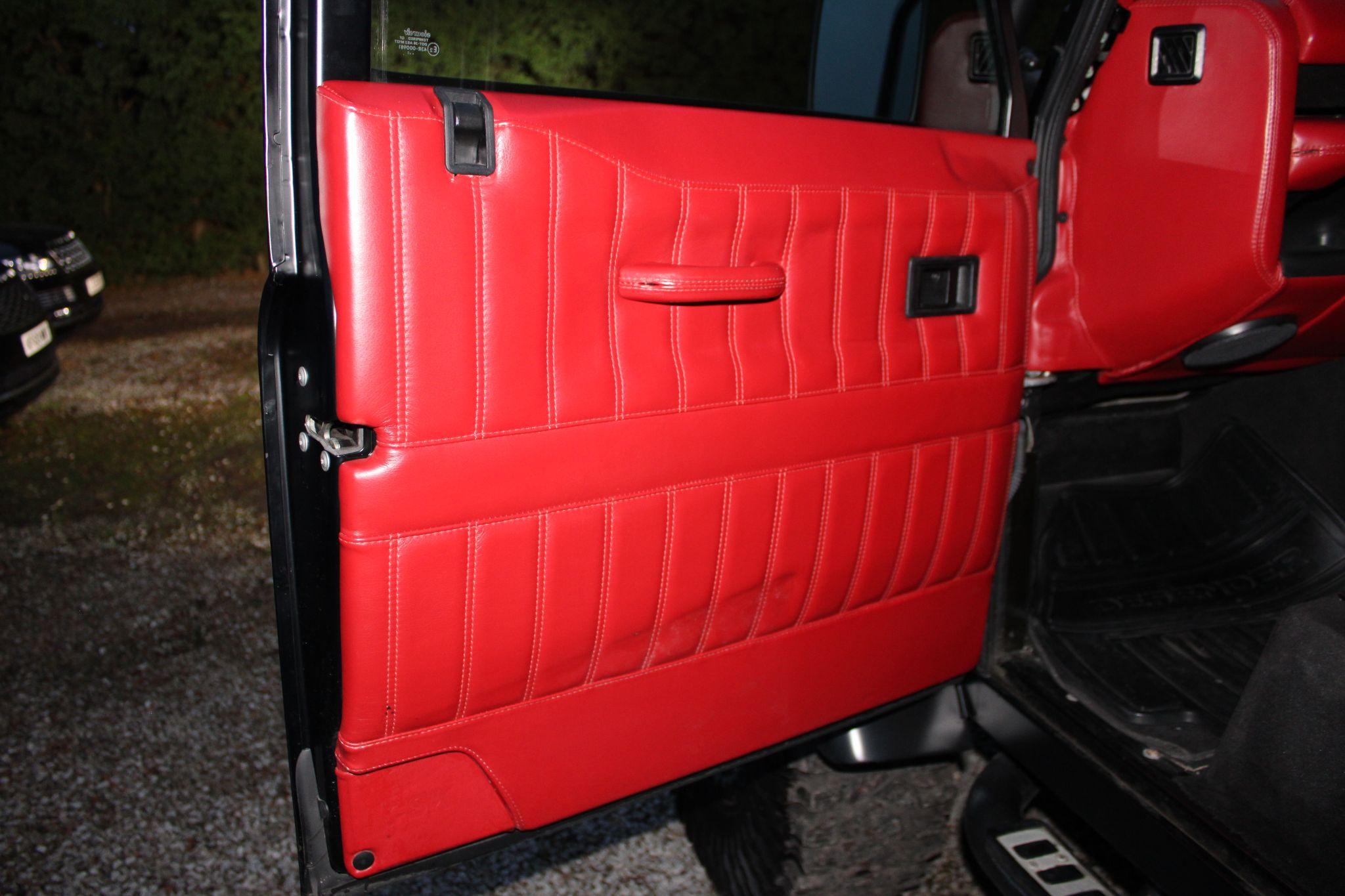 Land Rover Defender 110